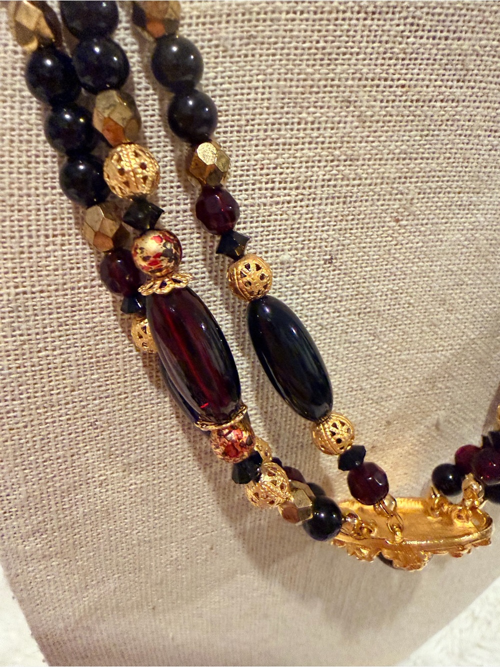 Elegant Vintage Ruby Red, black & Gold Beaded Statement Necklace - Picture 7 of 15